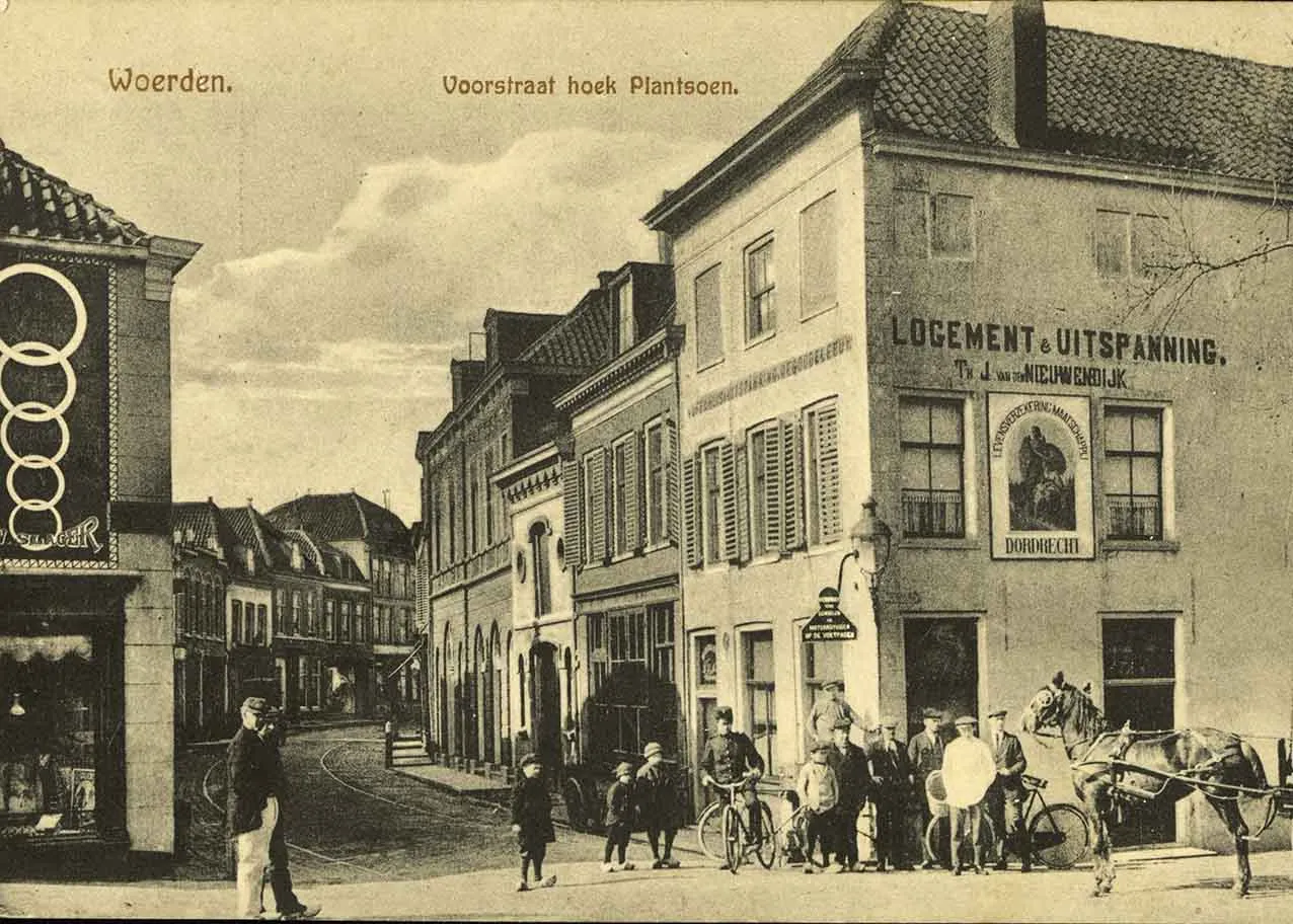 Zijde B voor de kaart van Voorstraat (oostkant)