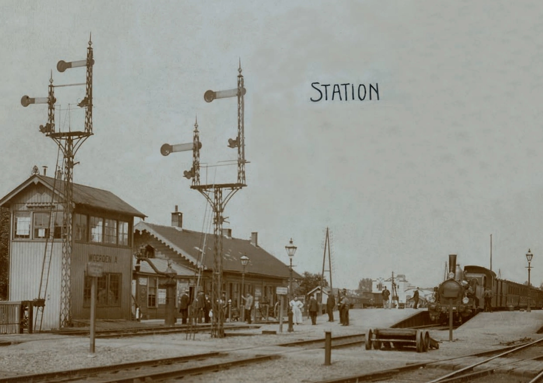Zijde B voor de kaart van Het oude station Woerden